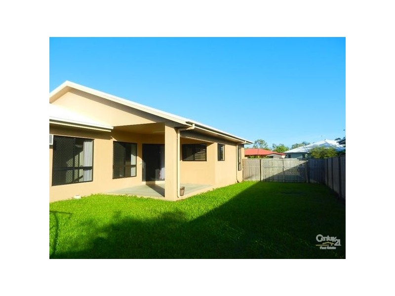 4 Bronte Court, Bushland Beach QLD 4818