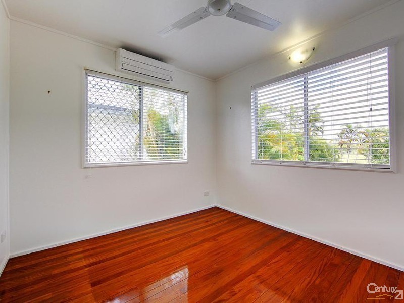 9 Bloom Ct, Cranbrook QLD 4814