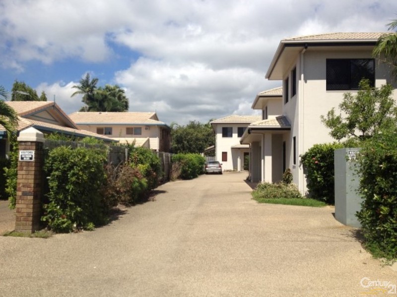 Pimlico QLD 4812