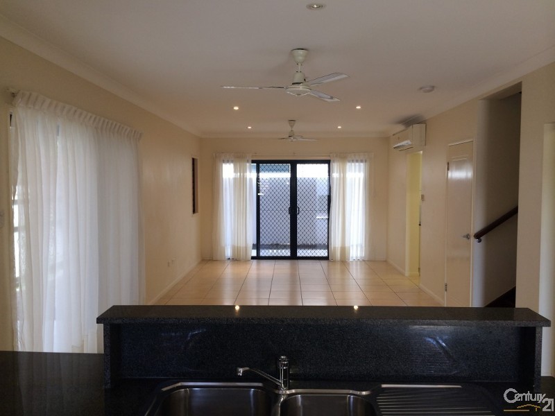 Pimlico QLD 4812