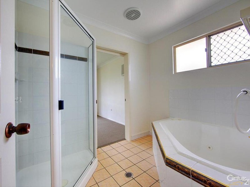 9 Lomond Street, Kirwan QLD 4817