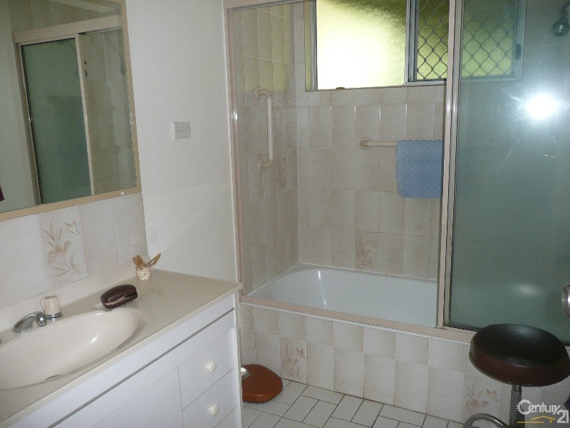 2 Bedarra Court, Thuringowa Central QLD 4817