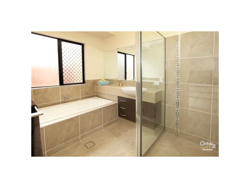 Mount Louisa QLD 4814