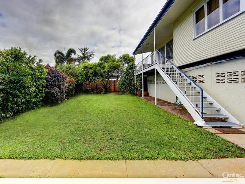 13 Weela Street, Cranbrook QLD 4814