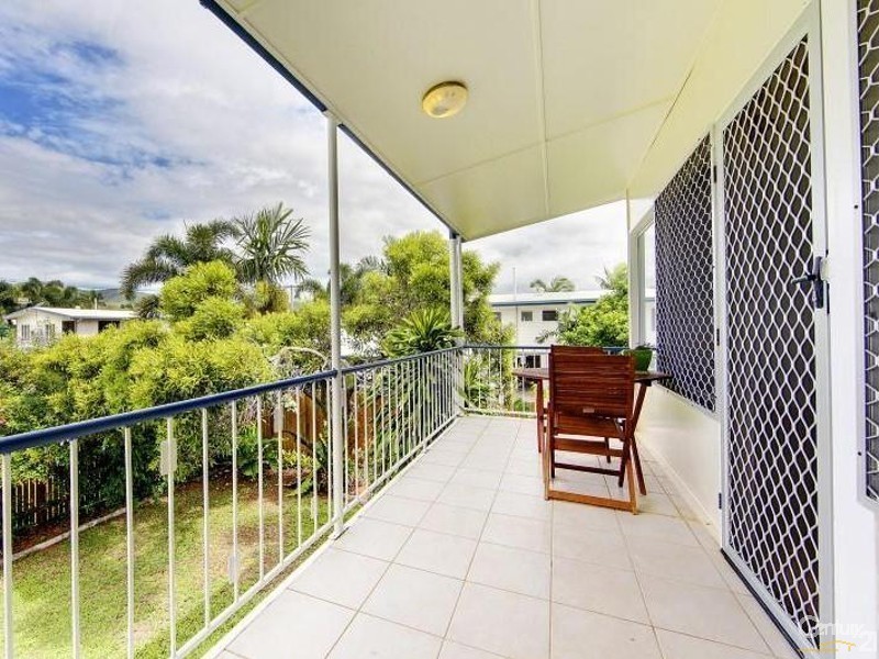 13 Weela Street, Cranbrook QLD 4814