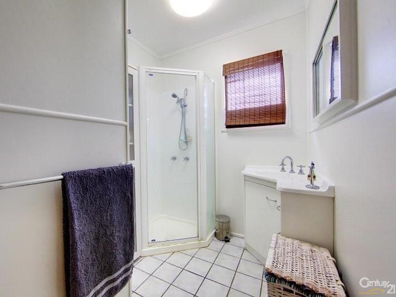 13 Weela Street, Cranbrook QLD 4814