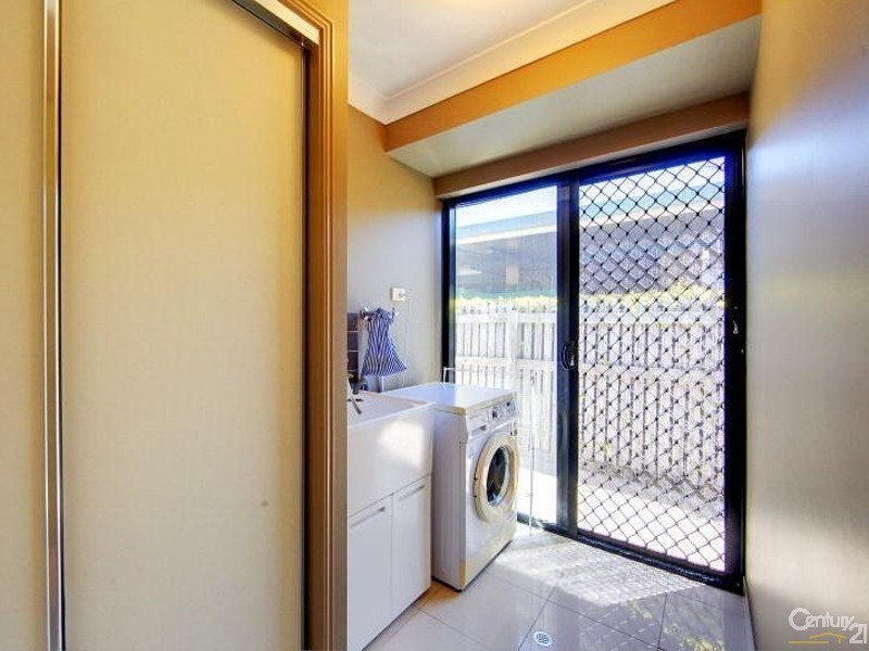 39 Waterview Drive, Bushland Beach QLD 4818