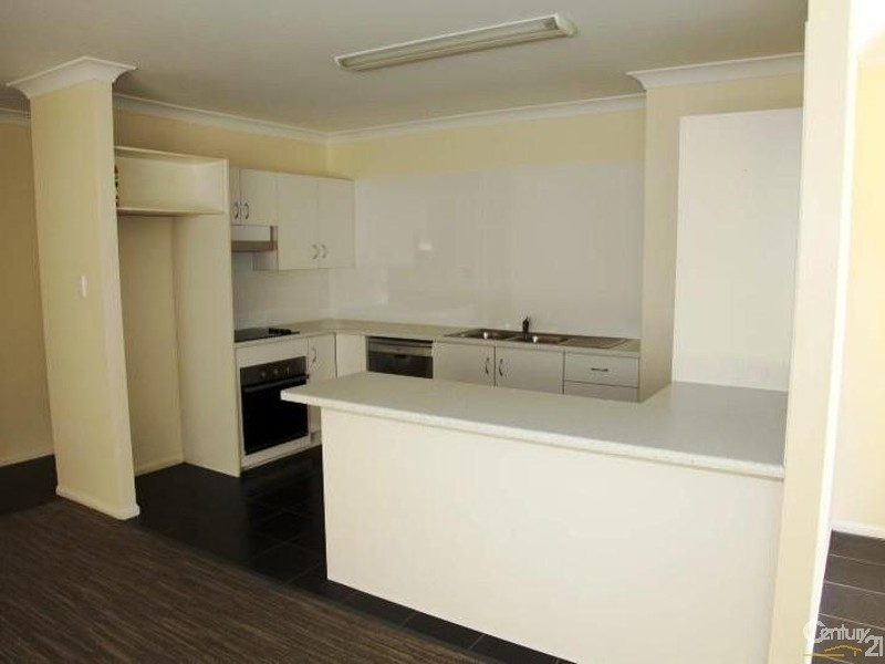 8/58 Ninth Avenue, Railway Estate QLD 4810