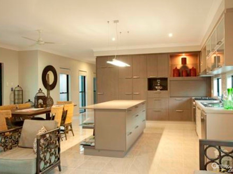 7 Kahana Avenue, Burdell QLD 4818