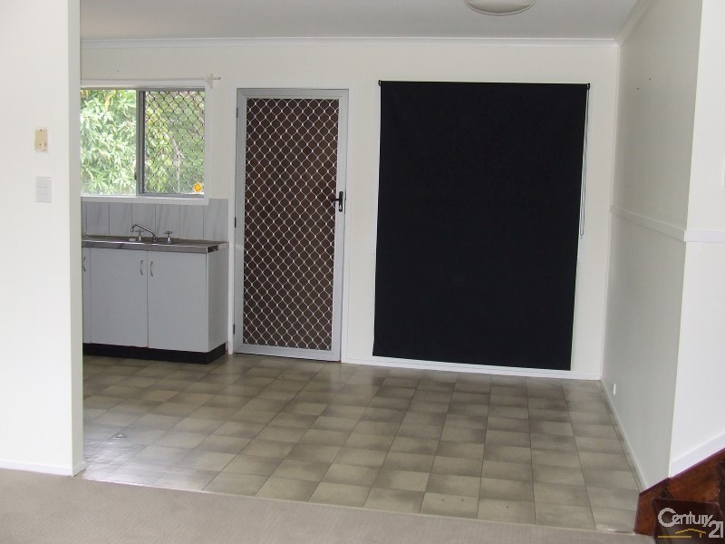 1 Arkana Court, Rasmussen QLD 4815