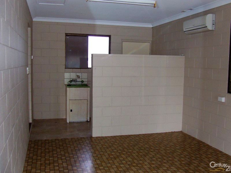 141 Miles Avenue, Kelso QLD 4815