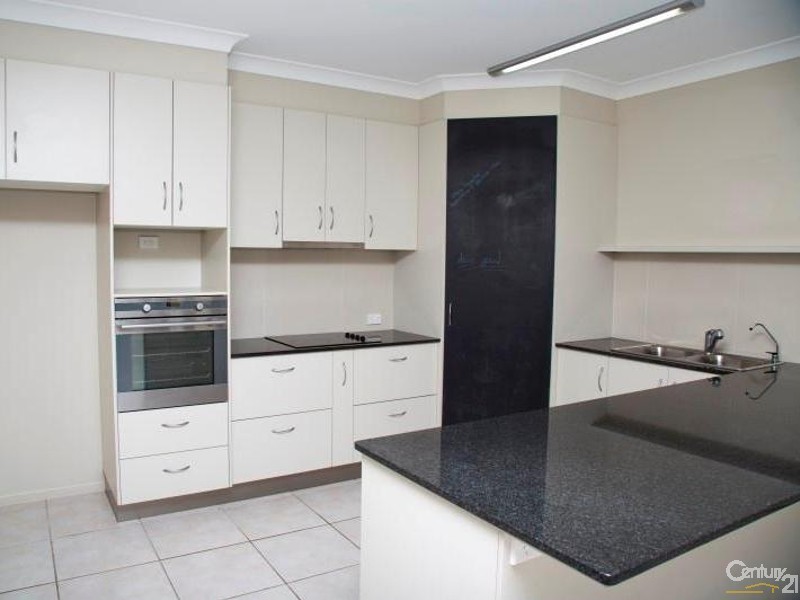 17 Yamacutta Court, Burdell QLD 4818