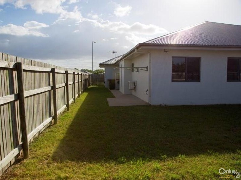 17 Yamacutta Court, Burdell QLD 4818