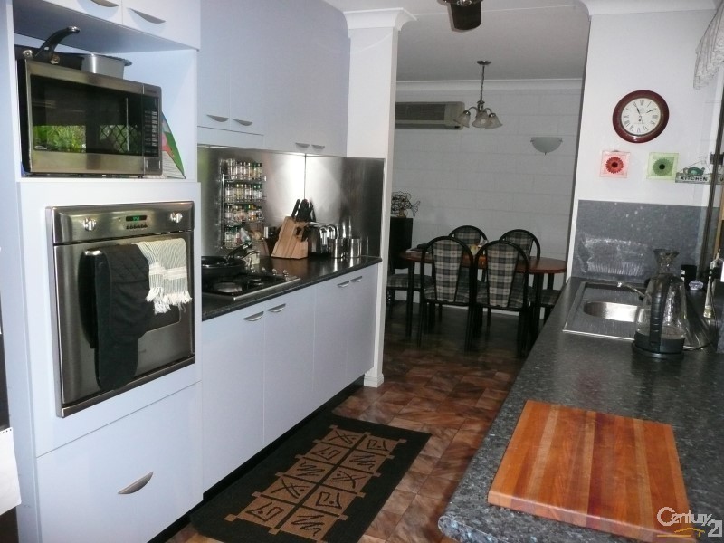 5 Kayleen Court, Burdell QLD 4818