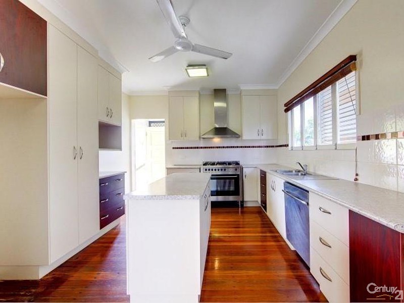 62 Lindsay St, Rosslea QLD 4812