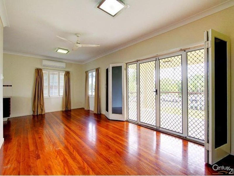 62 Lindsay St, Rosslea QLD 4812