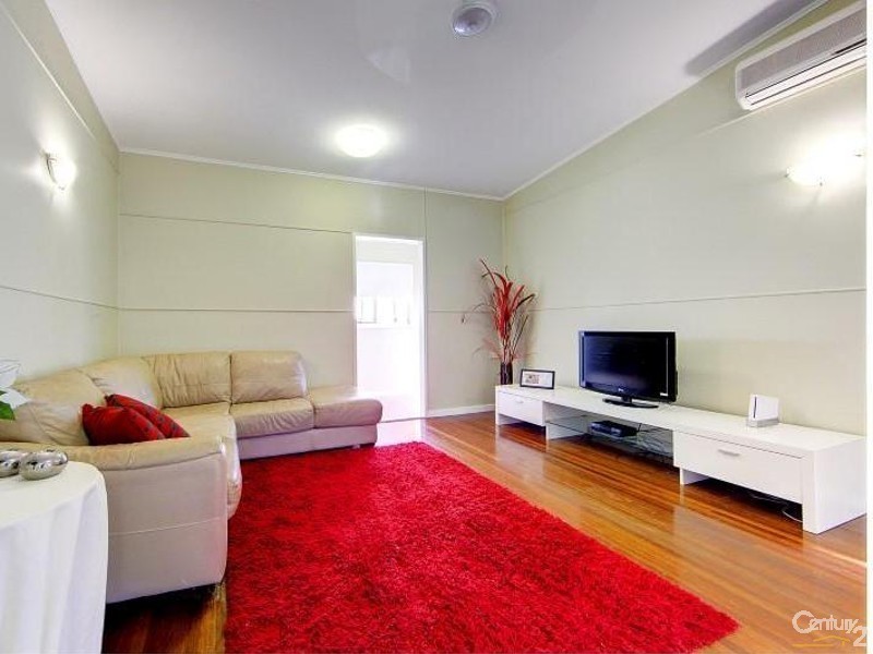 12 Fraser Avenue, Cranbrook QLD 4814