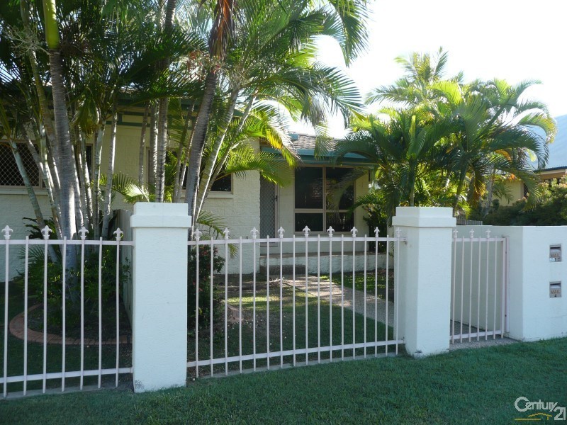 2/13 Second Avenue, Railway Estate QLD 4810