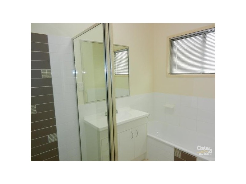 111 Daintree Drive, Bushland Beach QLD 4818