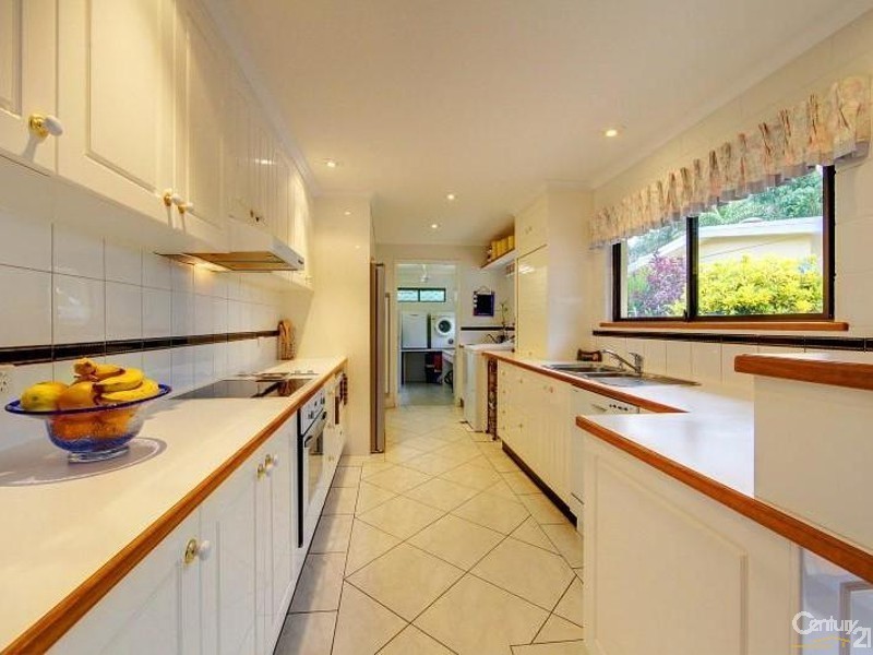 18 Selwyn Street, Cranbrook QLD 4814