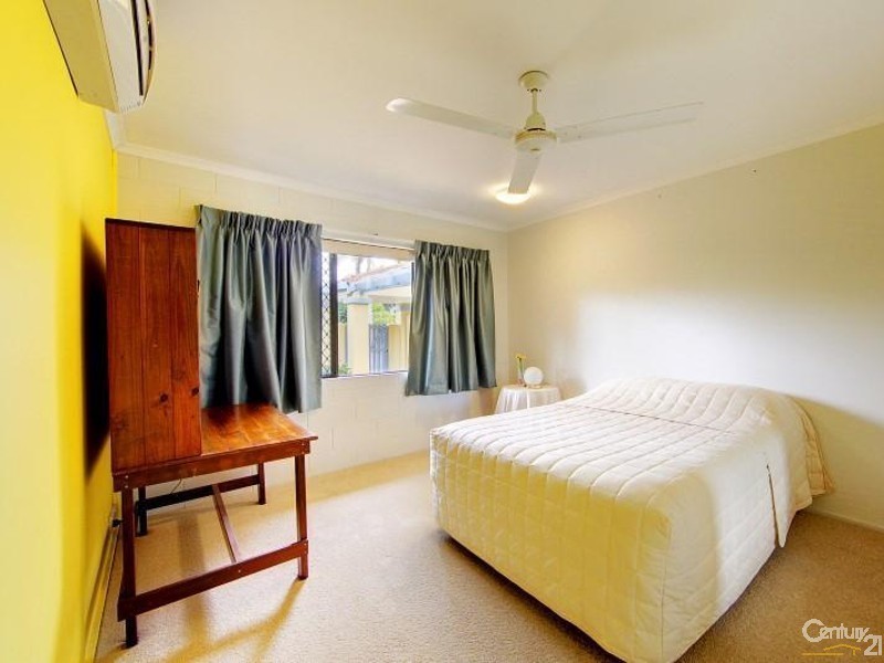 18 Selwyn Street, Cranbrook QLD 4814