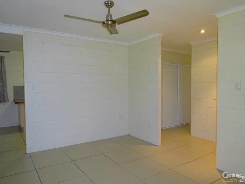 10 Mallee Street, Condon QLD 4815