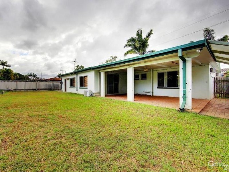 13 Victor Street, Cranbrook QLD 4814
