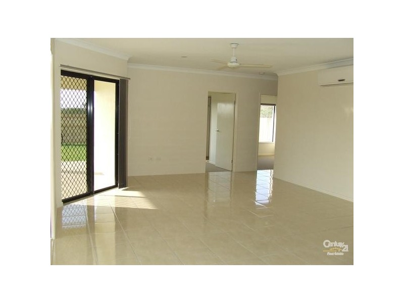 87A Daintree Drive, Bushland Beach QLD 4818