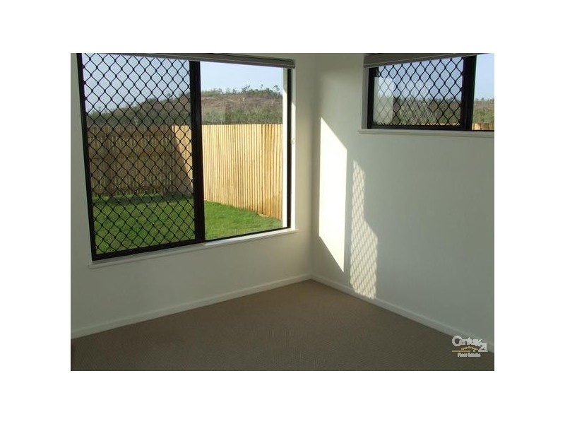 87A Daintree Drive, Bushland Beach QLD 4818