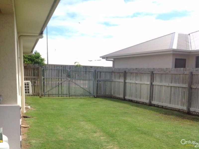 87A Daintree Drive, Bushland Beach QLD 4818