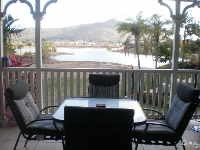 U4/12-14 Martinez Avenue, West End QLD 4810