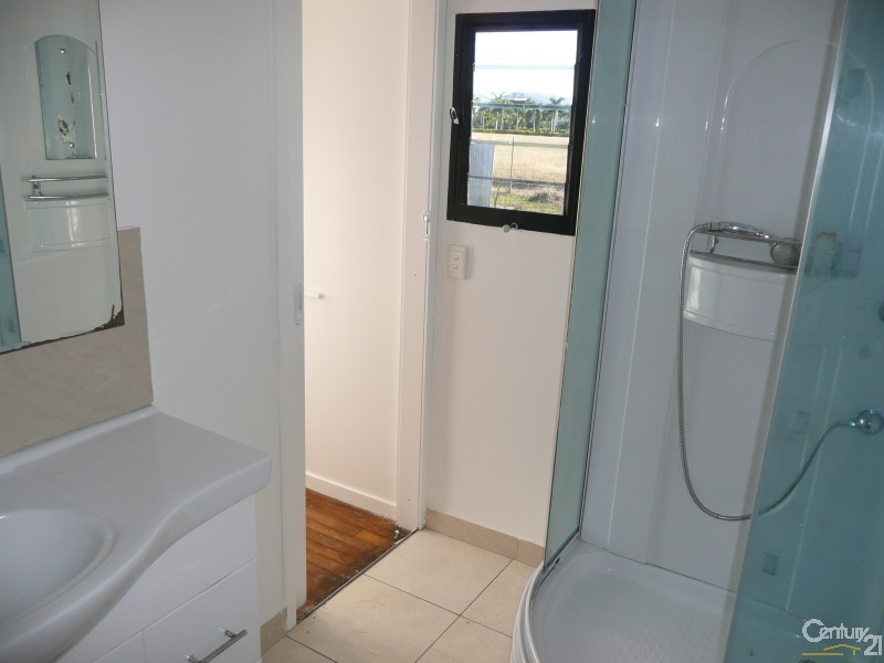 8 Sunderland Street, Garbutt QLD 4814