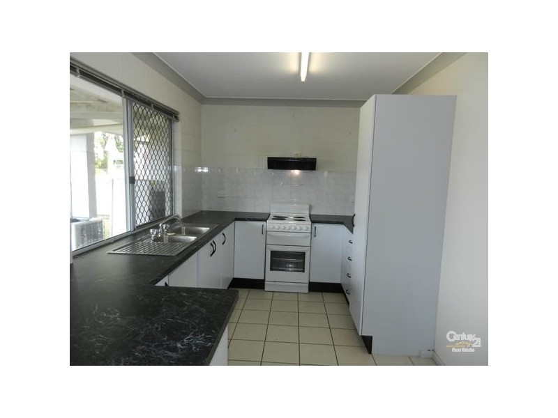 28 Gatwick Street, Burdell QLD 4818