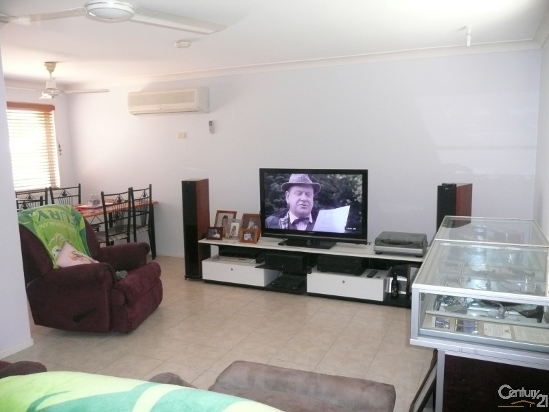 77 Burnda Street, Kirwan QLD 4817