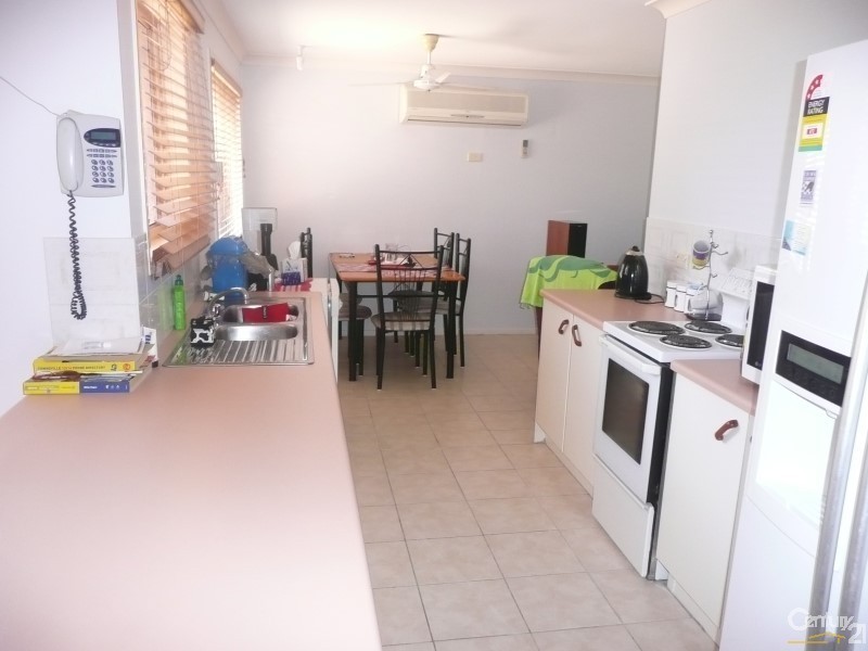 77 Burnda Street, Kirwan QLD 4817