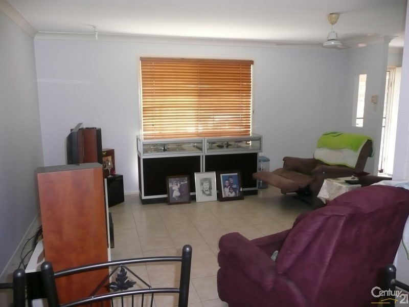 77 Burnda Street, Kirwan QLD 4817