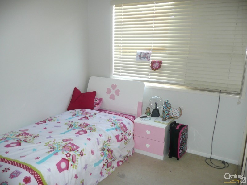 77 Burnda Street, Kirwan QLD 4817