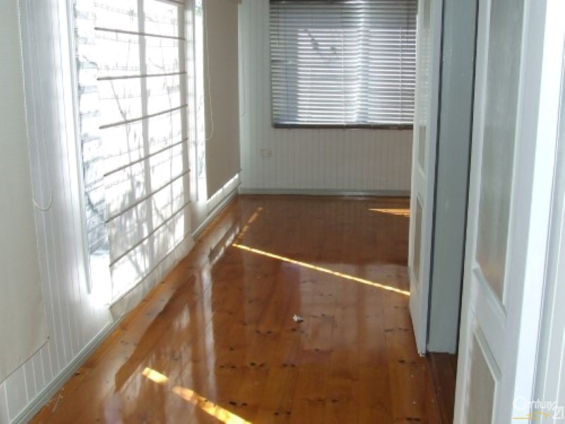 19 Mango Avenue, Mundingburra QLD 4812