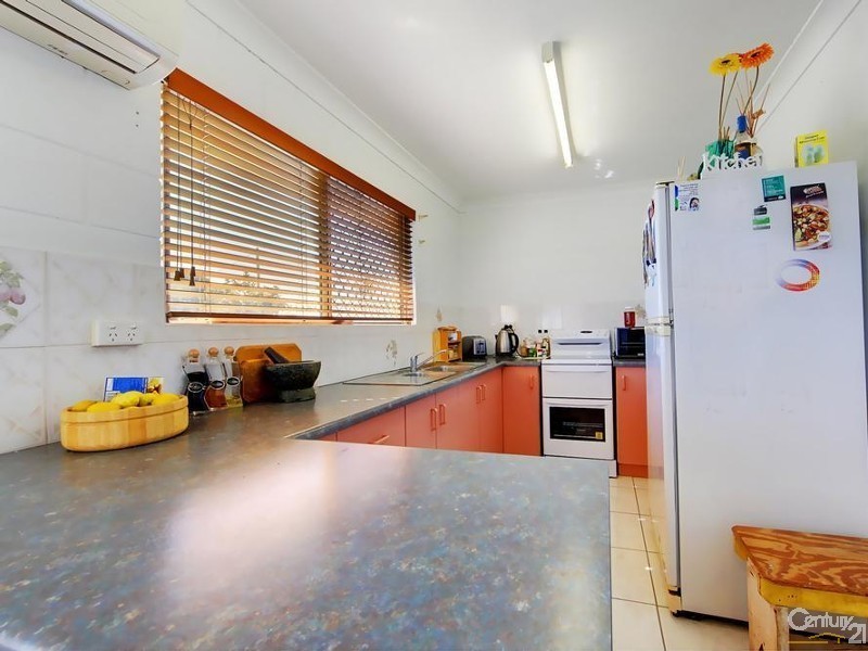 1/12 China Street, Mundingburra QLD 4812