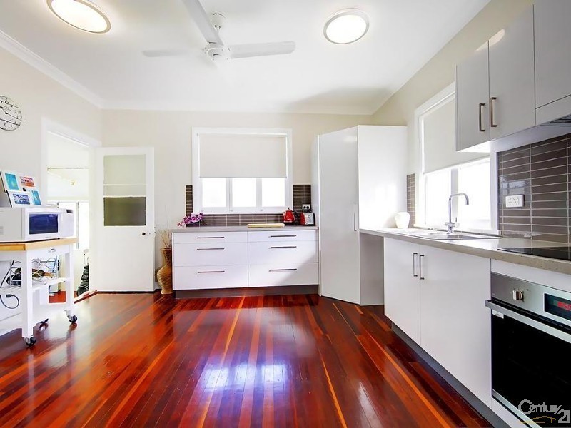 8B Tenth Avenue, Railway Estate QLD 4810