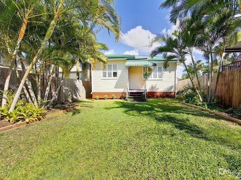 8B Tenth Avenue, Railway Estate QLD 4810