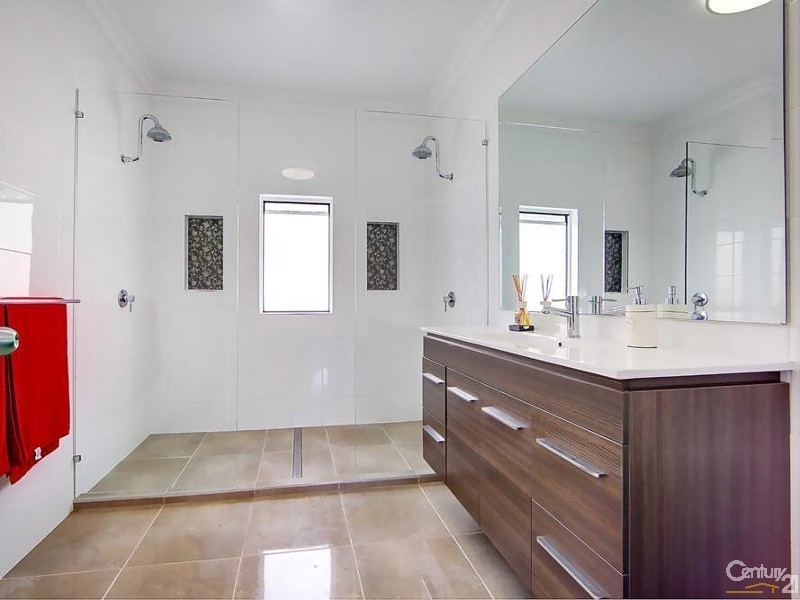 8B Tenth Avenue, Railway Estate QLD 4810