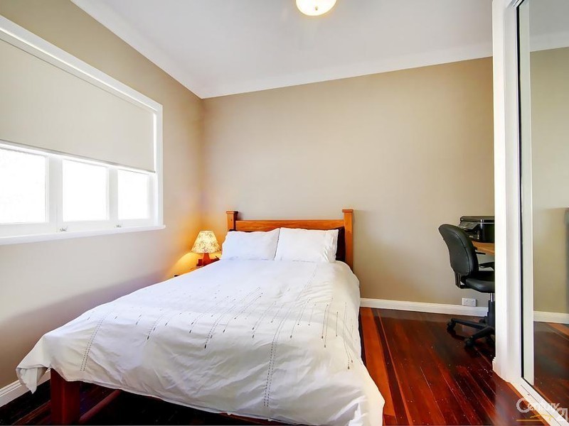 8B Tenth Avenue, Railway Estate QLD 4810