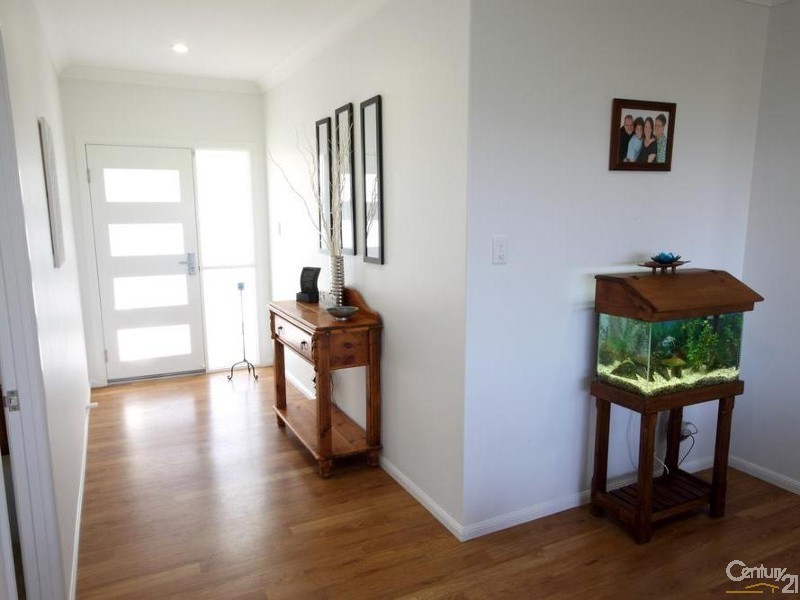 121 Goicoechea Drive, Bushland Beach QLD 4818