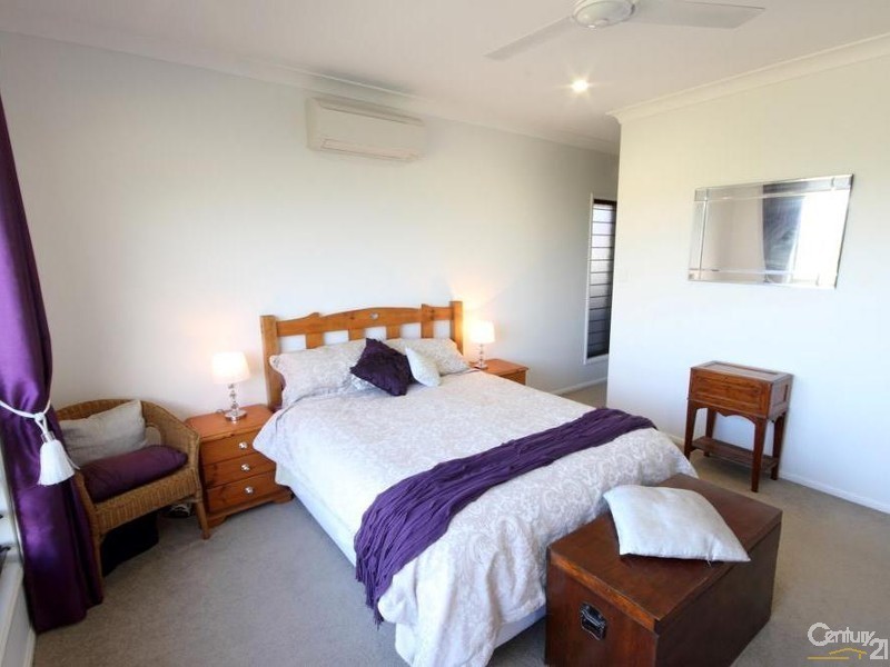 121 Goicoechea Drive, Bushland Beach QLD 4818