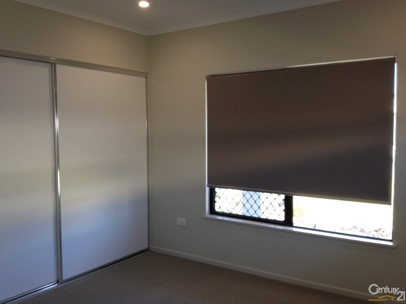 27 Kirrama Court, Bushland Beach QLD 4818