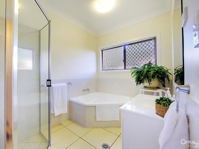 4 Northshore Circuit, Idalia QLD 4811