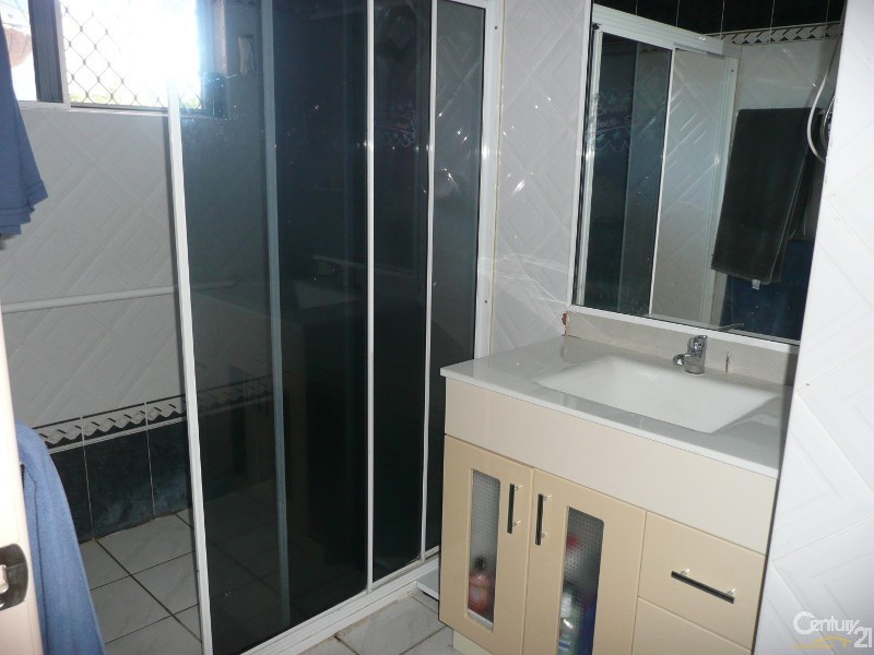 37 Wayne Street, Kelso QLD 4815