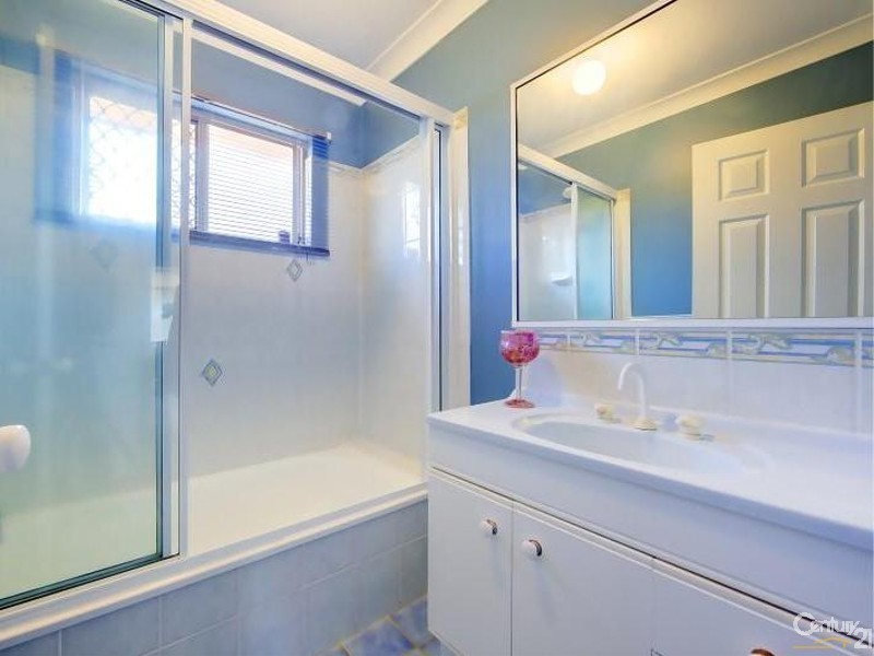 26 Seldon Place, Kirwan QLD 4817