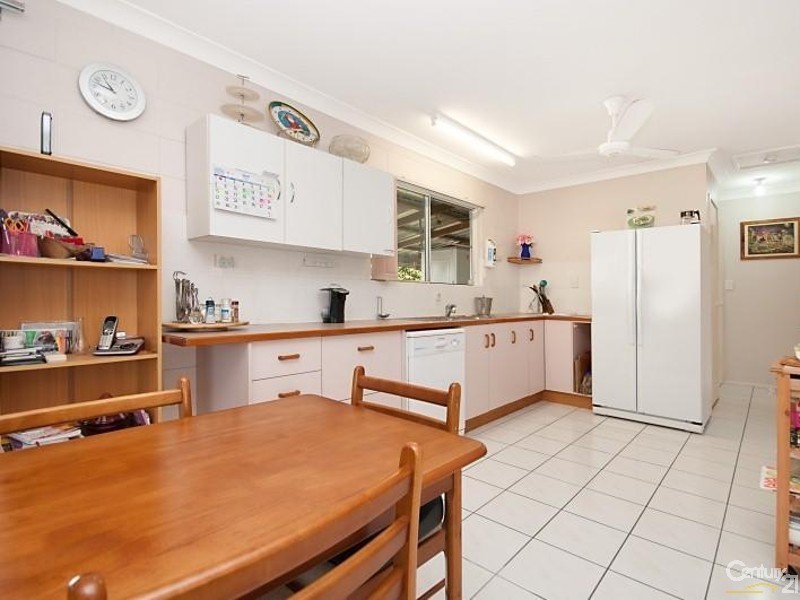 24 Kayleen Court, Burdell QLD 4818